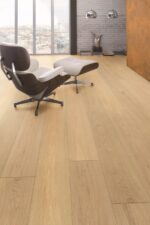 Honey Montreux Oak - Krono Altitude Laminate (2003 x 245 x 12mm)