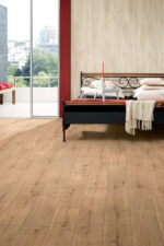 New England Oak - Krono Super Natural Classic Laminate (1288 x 195 x 8mm)