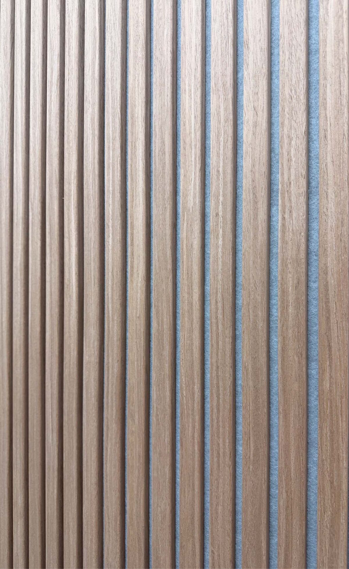 Natural European Oak - Acoustic Panel  (600  x 3000mm) - Image 2
